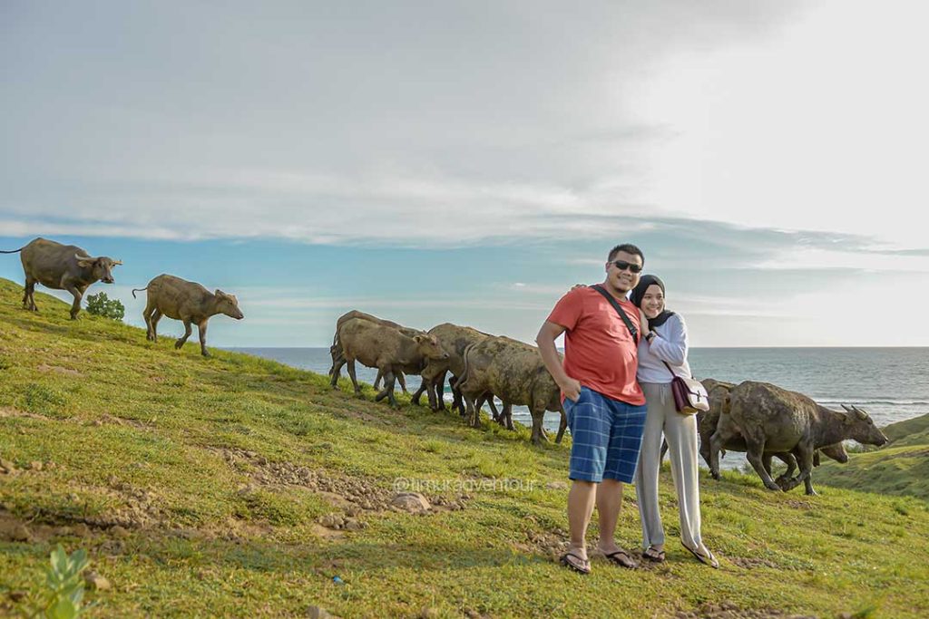 Bukit Merese, Destinasi honeymoon Lombok by Timur Adventour